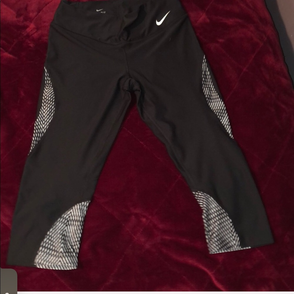 Nike leggings